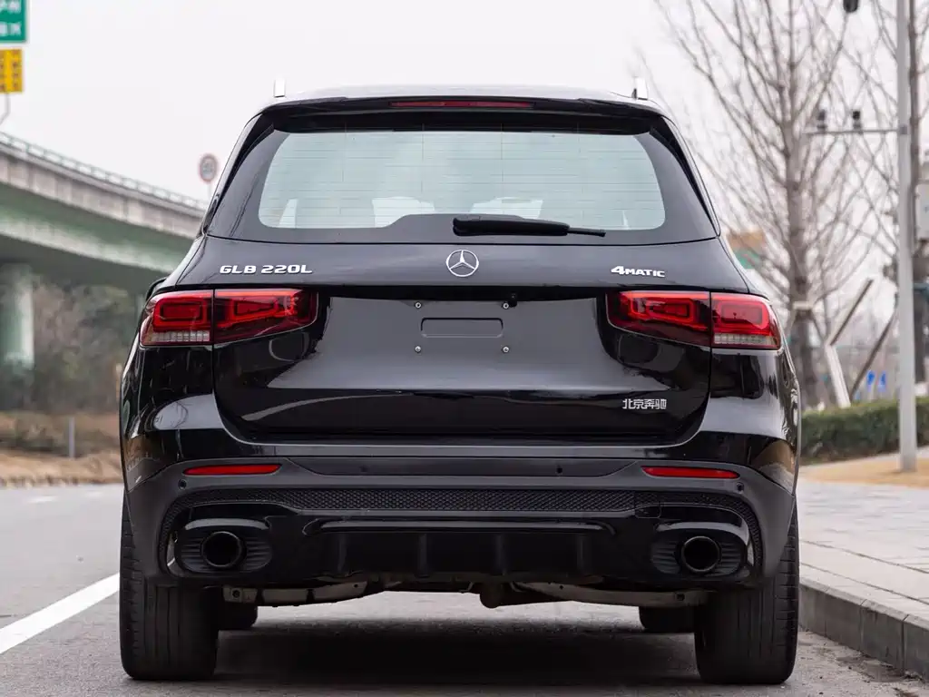 Mercedes-Benz GLB 2023 GLB 220