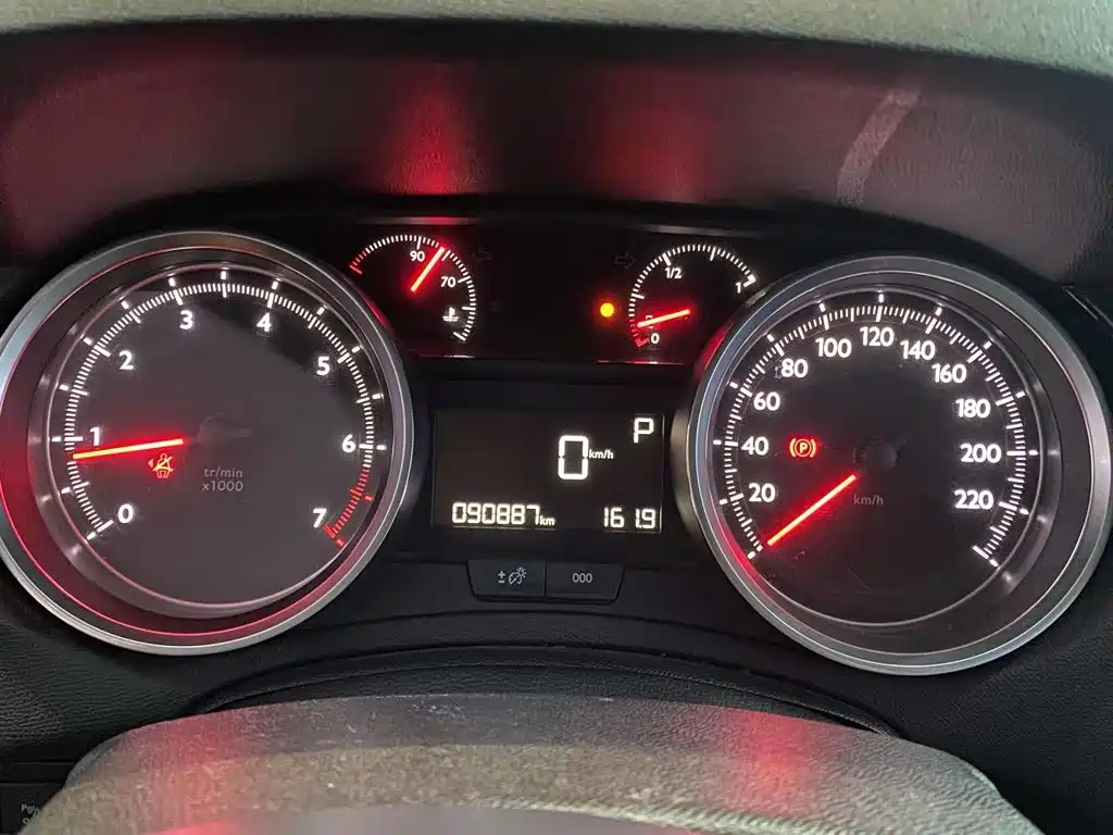 Peugeot 408 — миниатюра 9