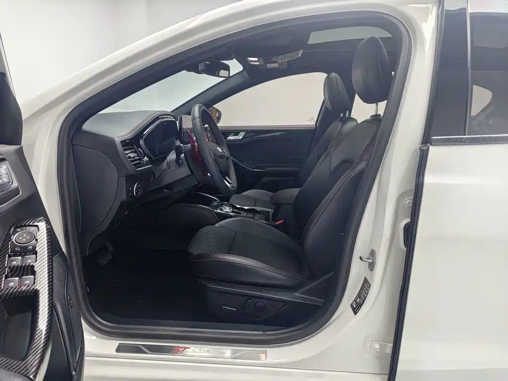 Ford Focus — миниатюра 9