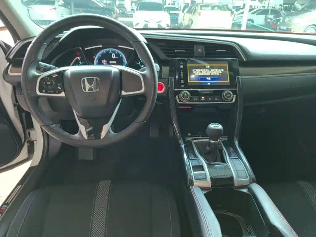 Honda Civic — миниатюра 10