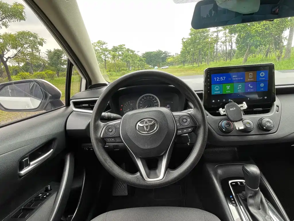 Toyota Corolla — миниатюра 6