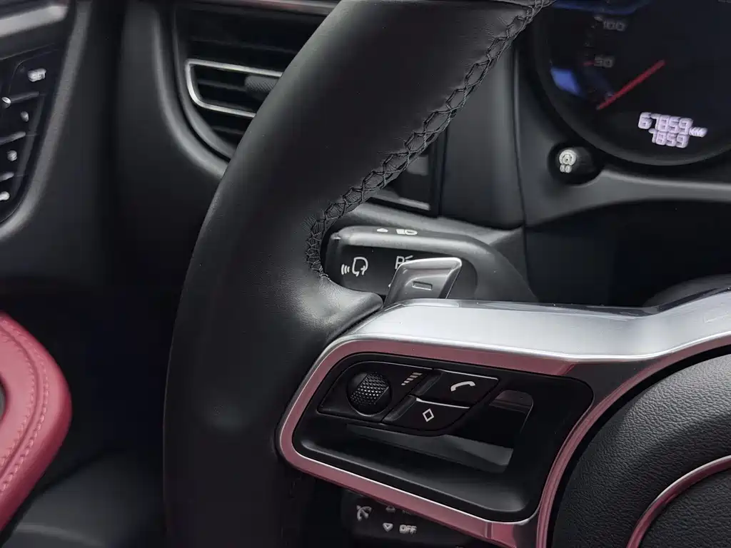 Porsche Macan — миниатюра 35