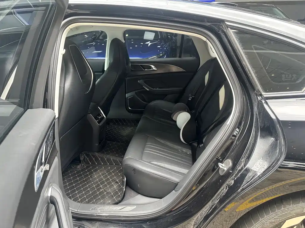 Hongqi H6 2.0T Supreme Comfort Edition, фото 6