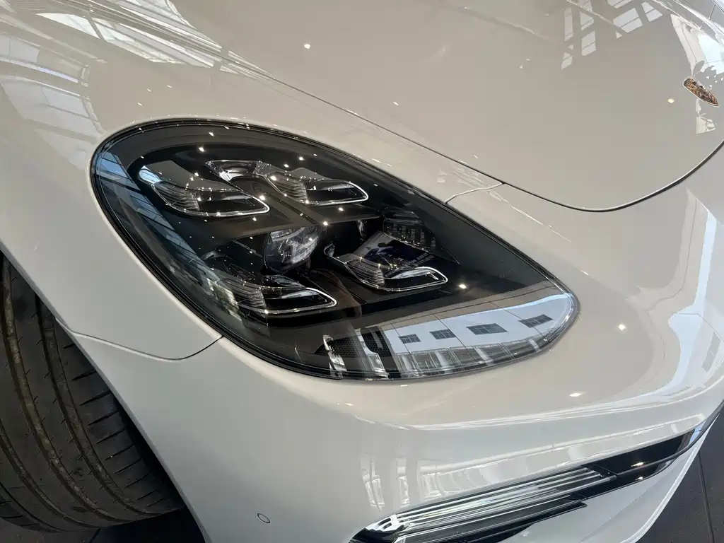 Porsche Panamera — миниатюра 13