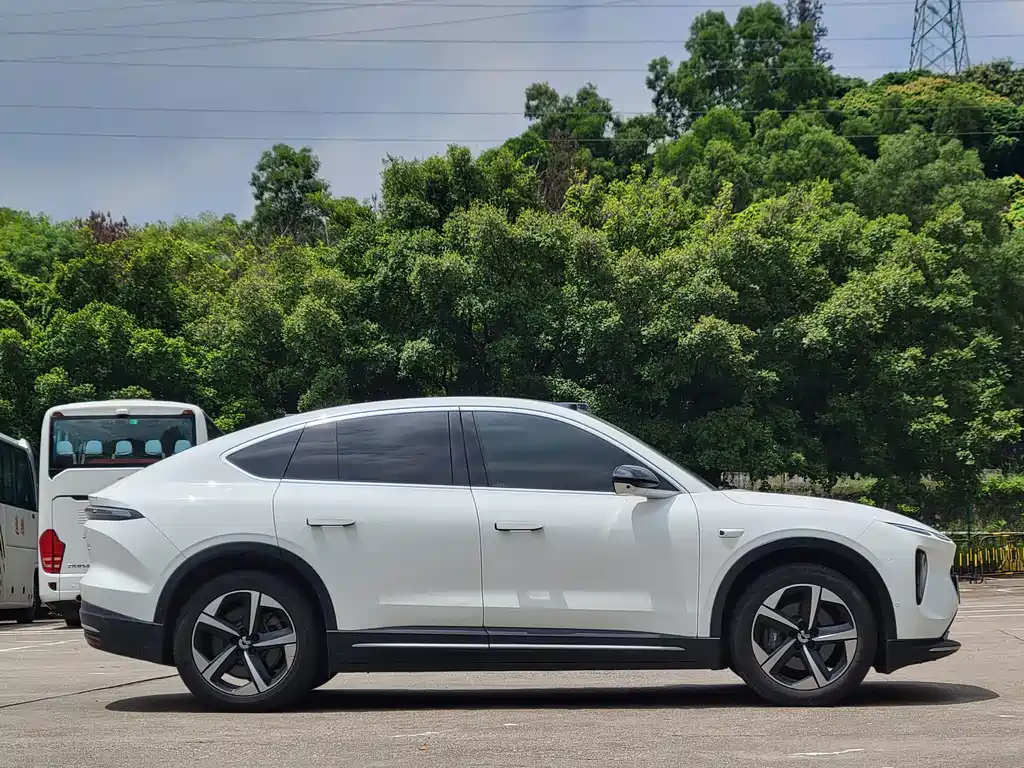 NIO EC6 — миниатюра 8