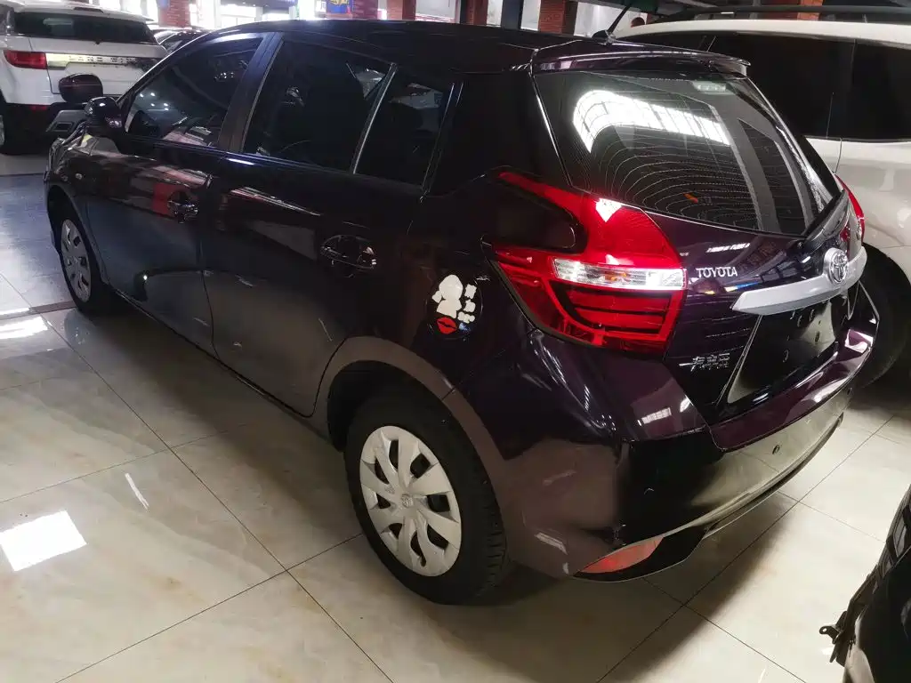 Toyota Vios FS — миниатюра 5