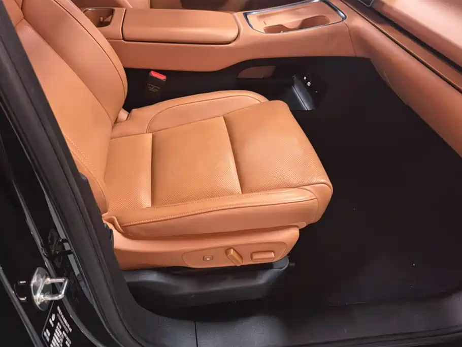 Leapmotor C16 2026 280 6 мест