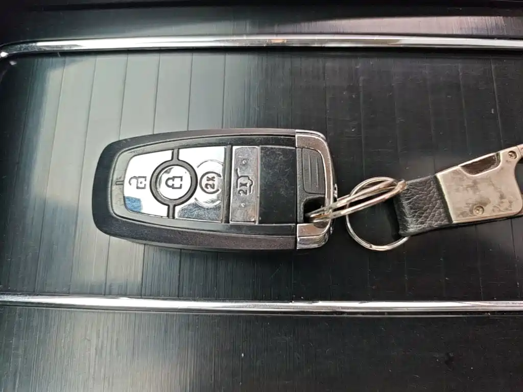 Lincoln Aviator (Import) — миниатюра 9
