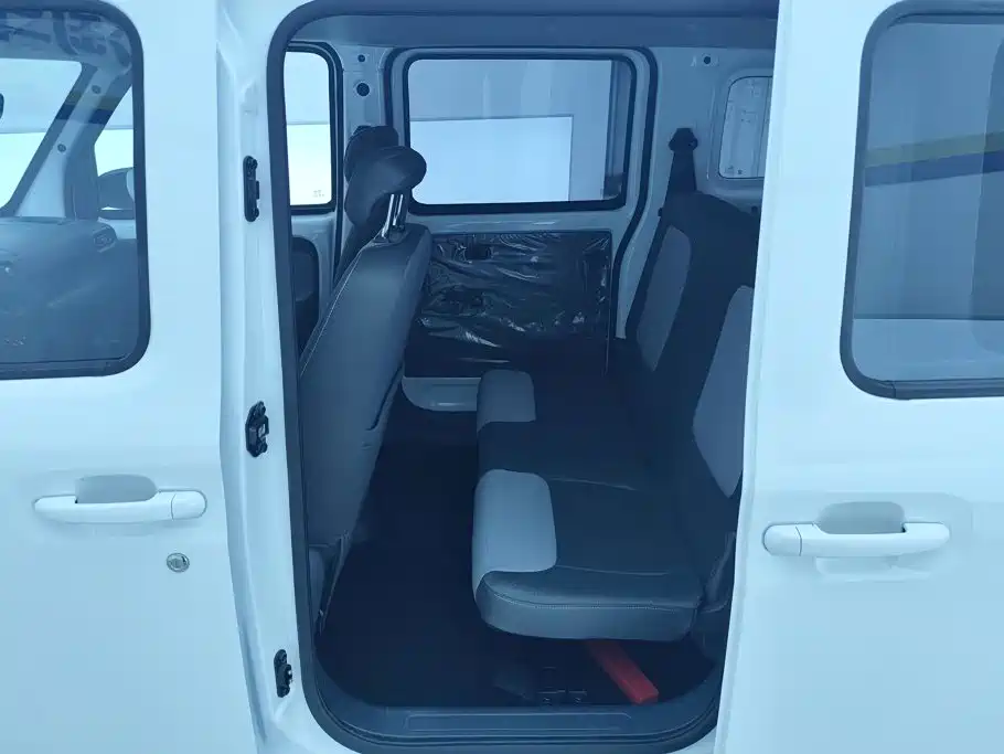 Wuling Zhiguang EV — миниатюра 11