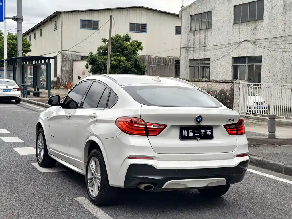 BMW X4 — миниатюра 5