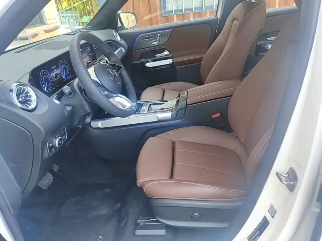 Mercedes-Benz EQB — миниатюра 15