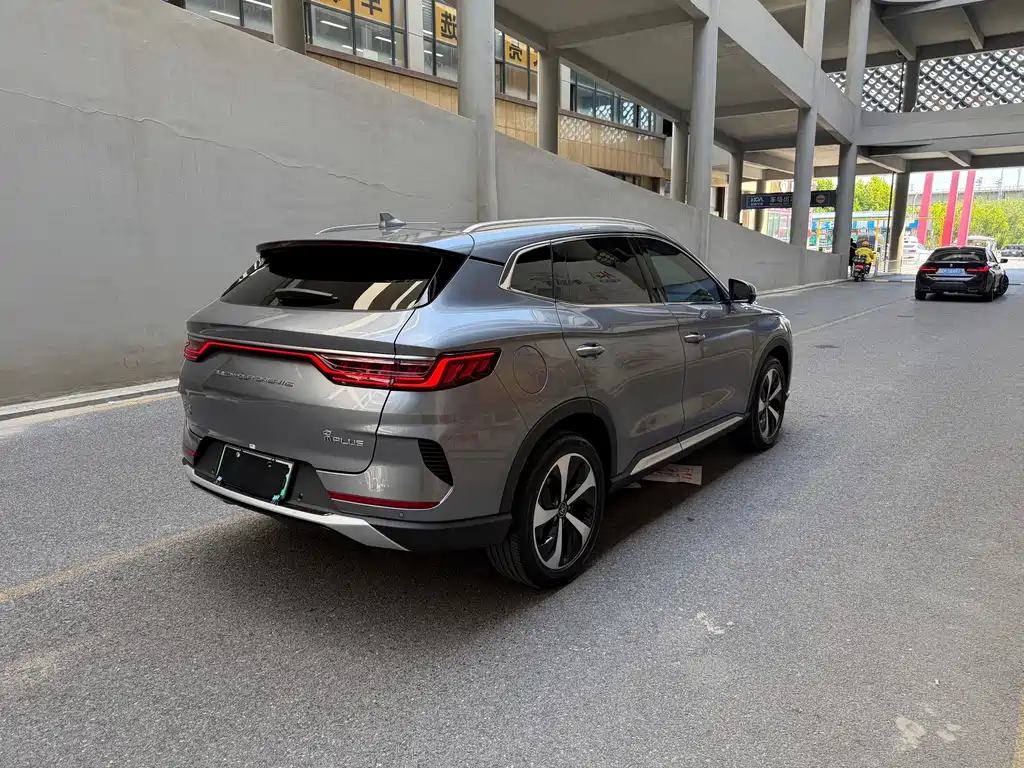 BYD PLUS New Energy — миниатюра 9