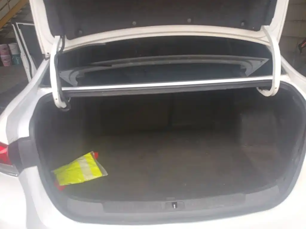Buick Excelle — миниатюра 19