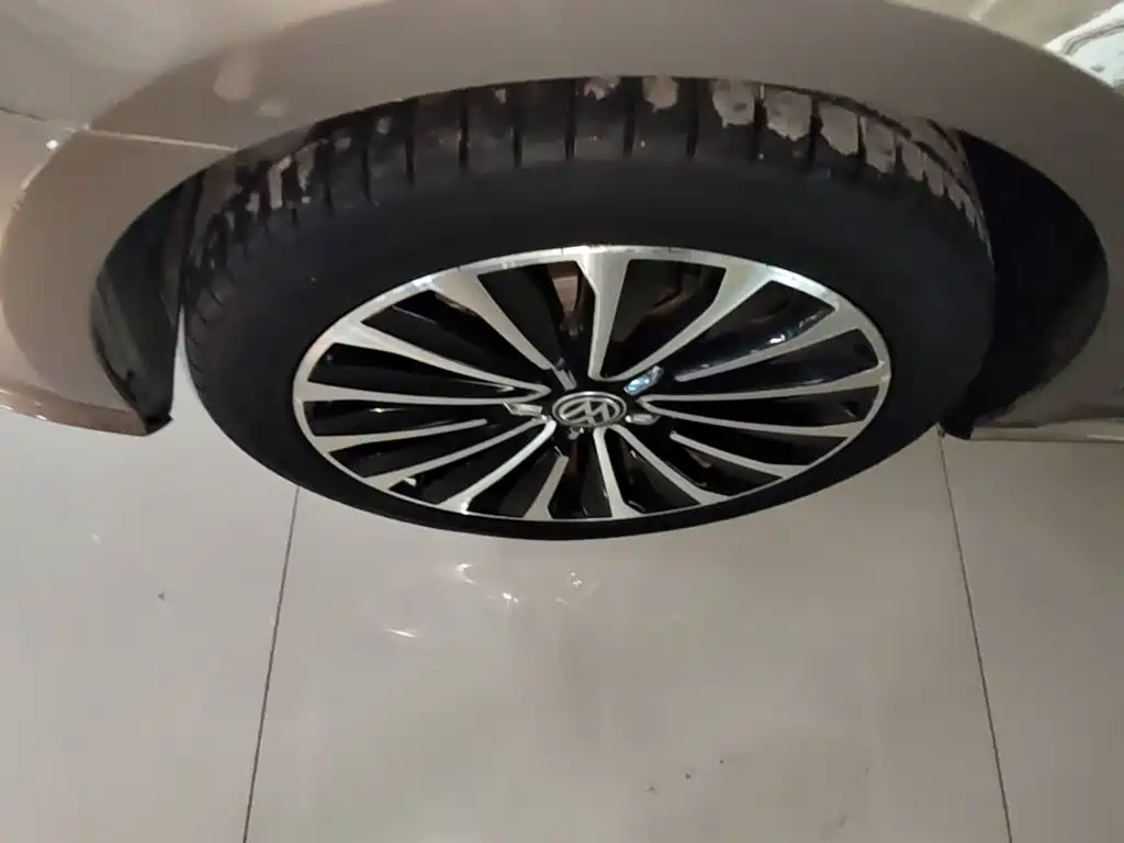 Volkswagen Passat — миниатюра 23