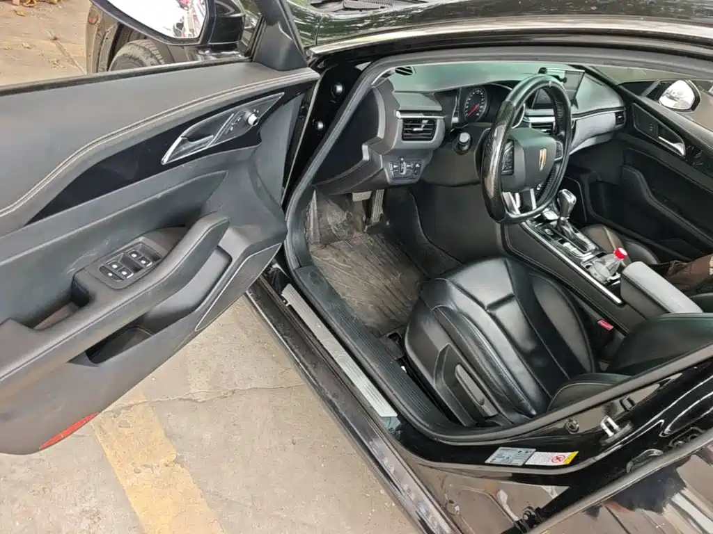 Hongqi Hongqi H5 — миниатюра 16