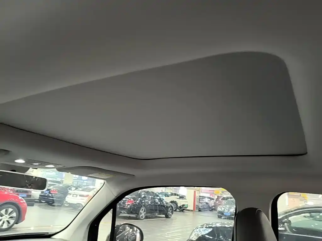 Leapmotor Leapmotor T03 — миниатюра 18