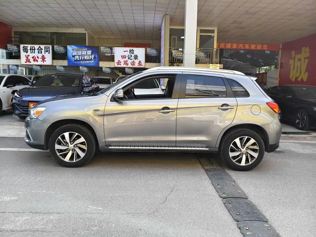 Mitsubishi ASX — миниатюра 11