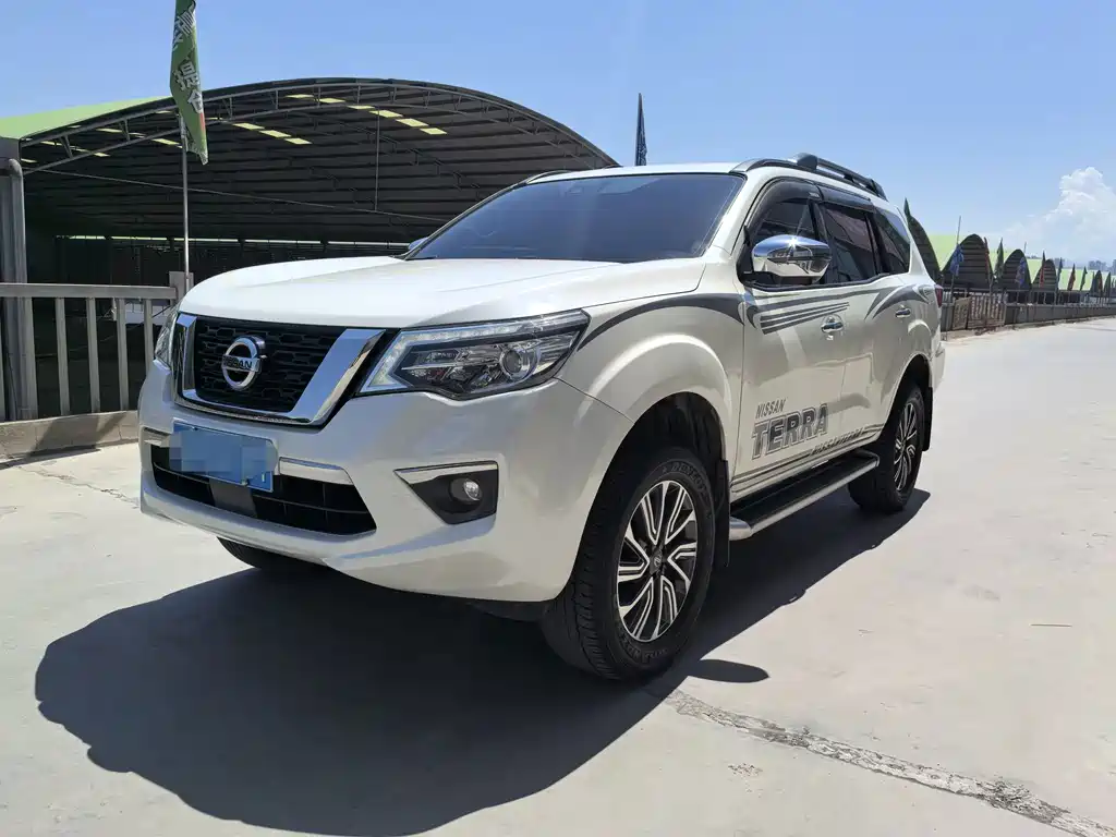 2021 Nissan Terra - zdjęcie 1 z 11