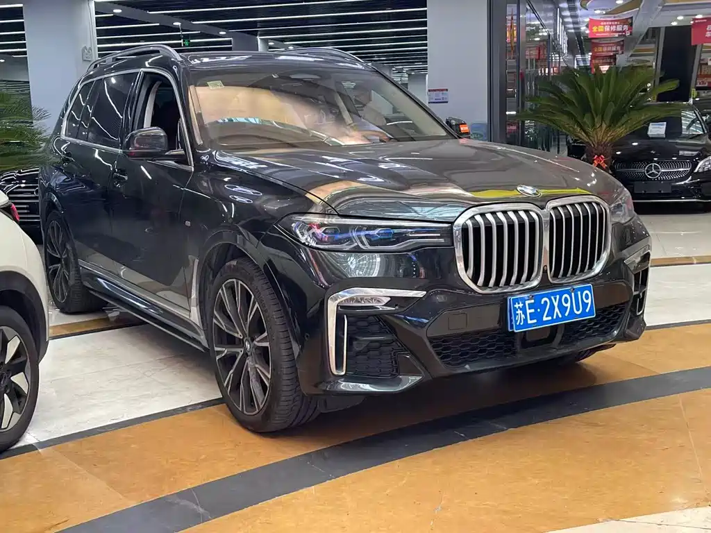 BMW X7 — миниатюра 3