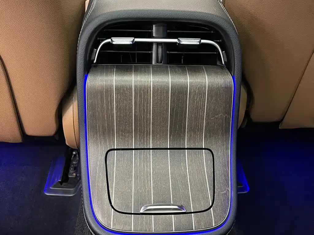 Mercedes-Benz E-Class E 2024 E 300 L Fashion
