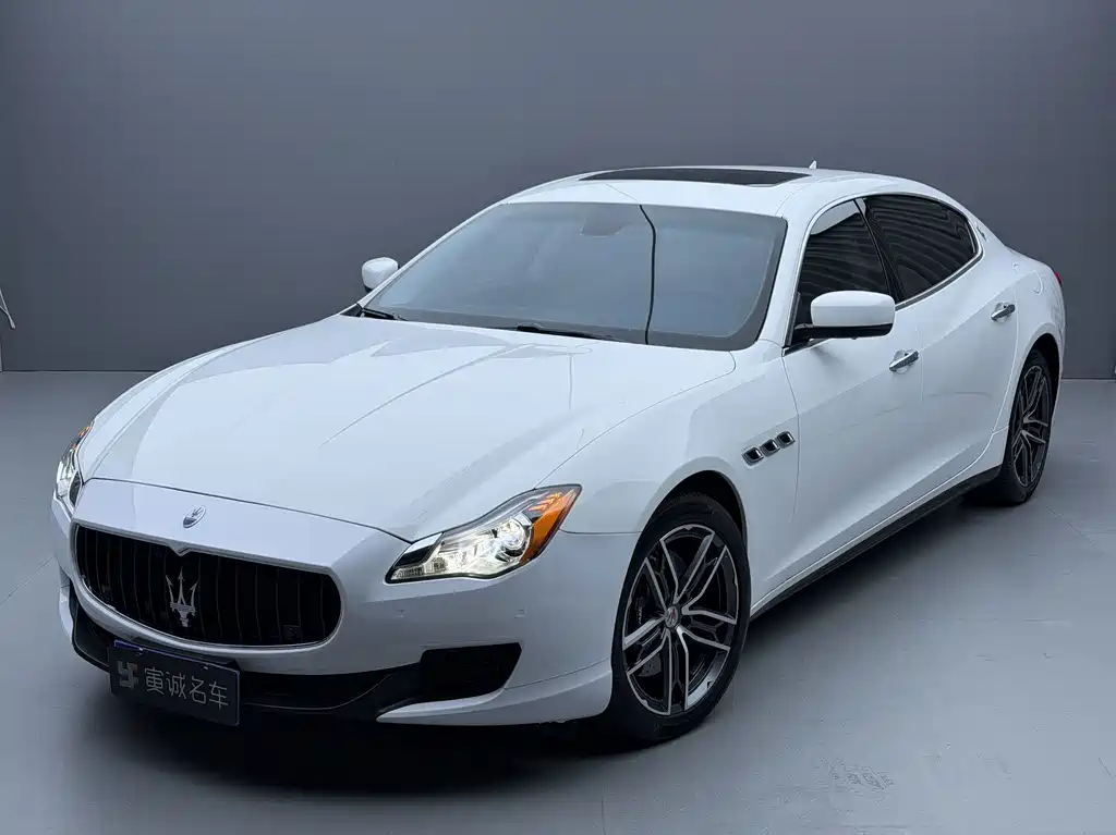 Maserati Quattroporte