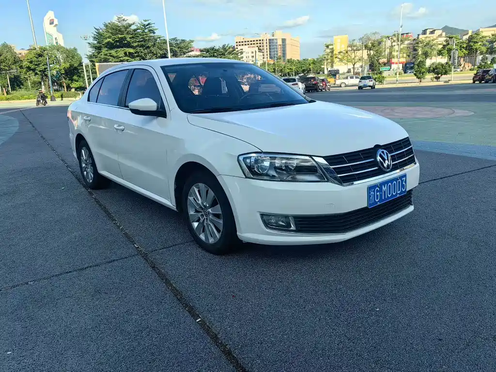 Volkswagen Lavida — миниатюра 2