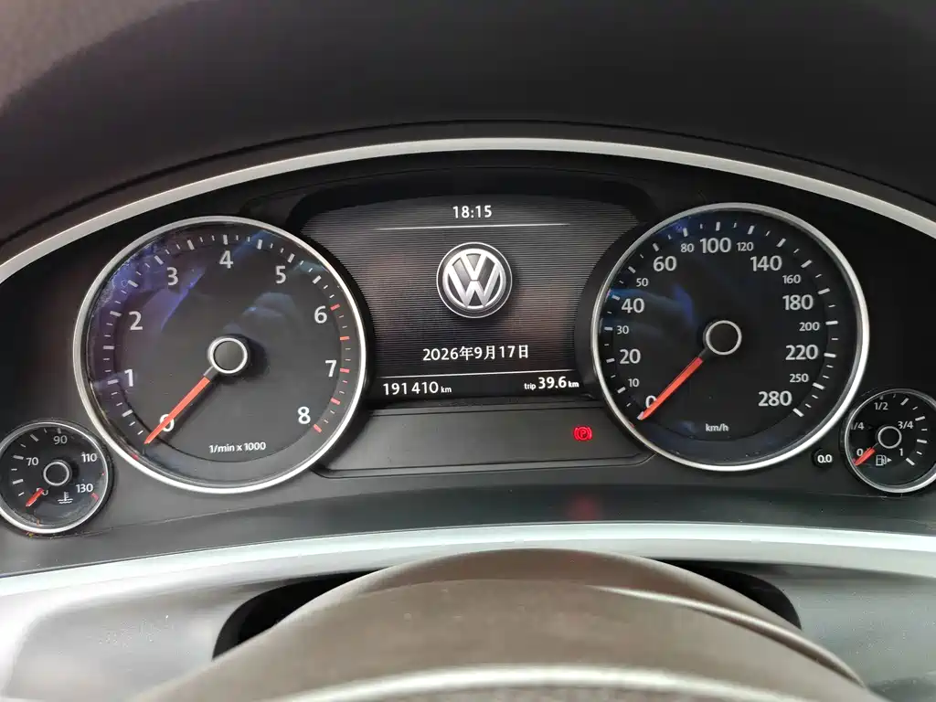 Volkswagen Touareg — миниатюра 7