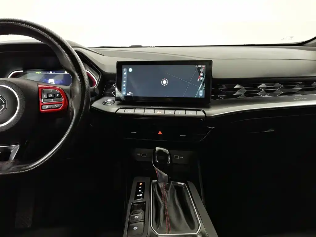 MG MG5 — миниатюра 12