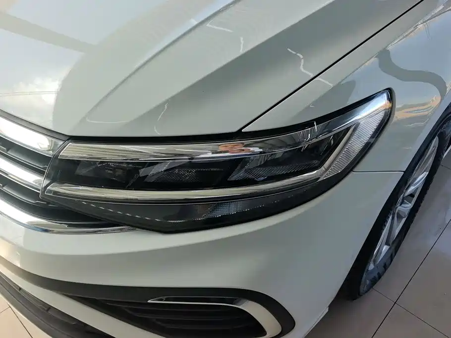 Volkswagen Bora — миниатюра 5