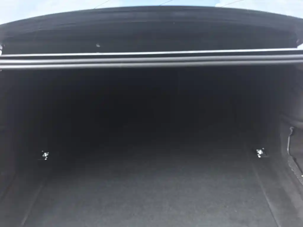 Audi A4L — миниатюра 11