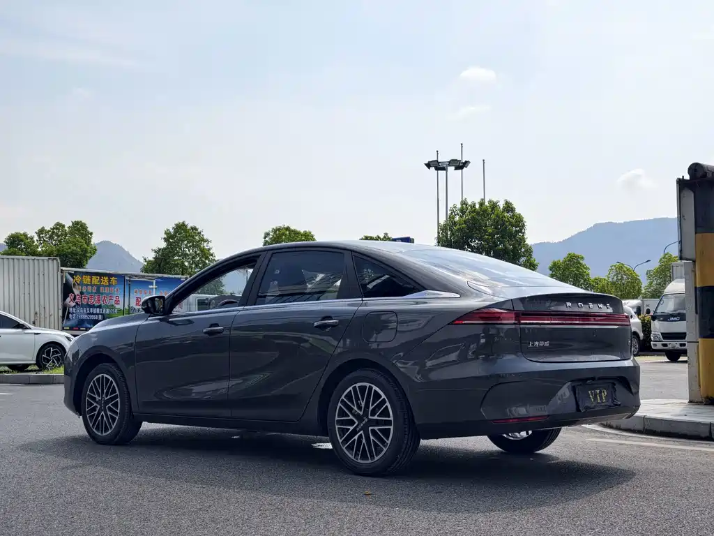 Roewe i6 — миниатюра 5