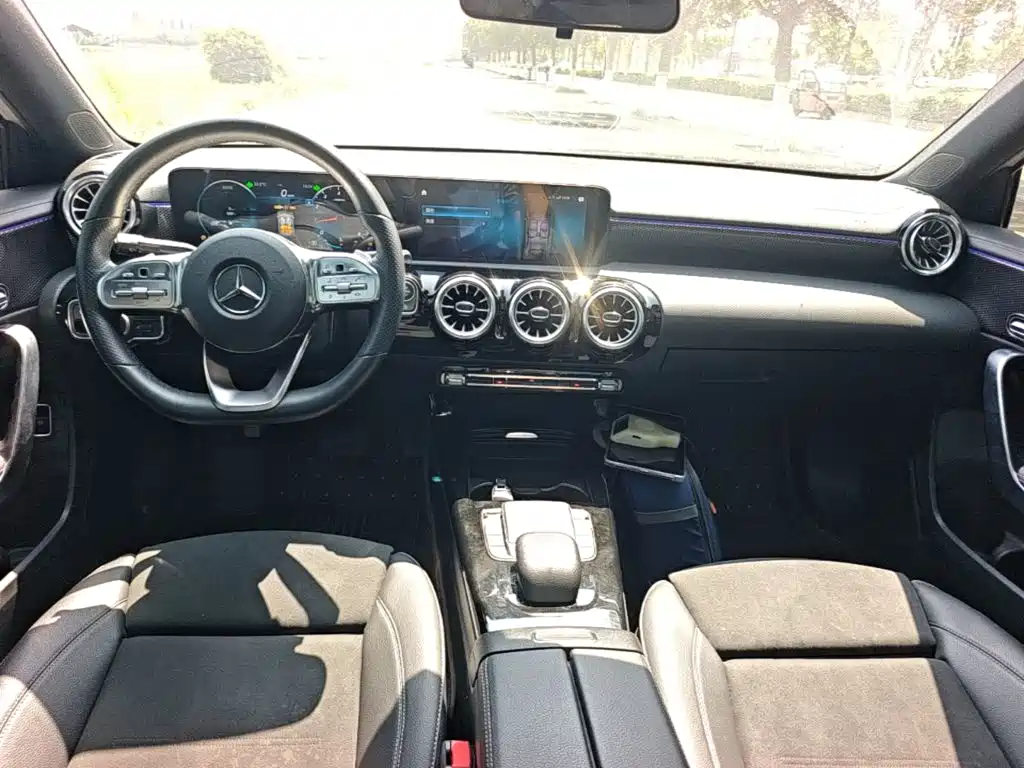 Mercedes-Benz A-Class A 2022 A 200 L Sport Fashion