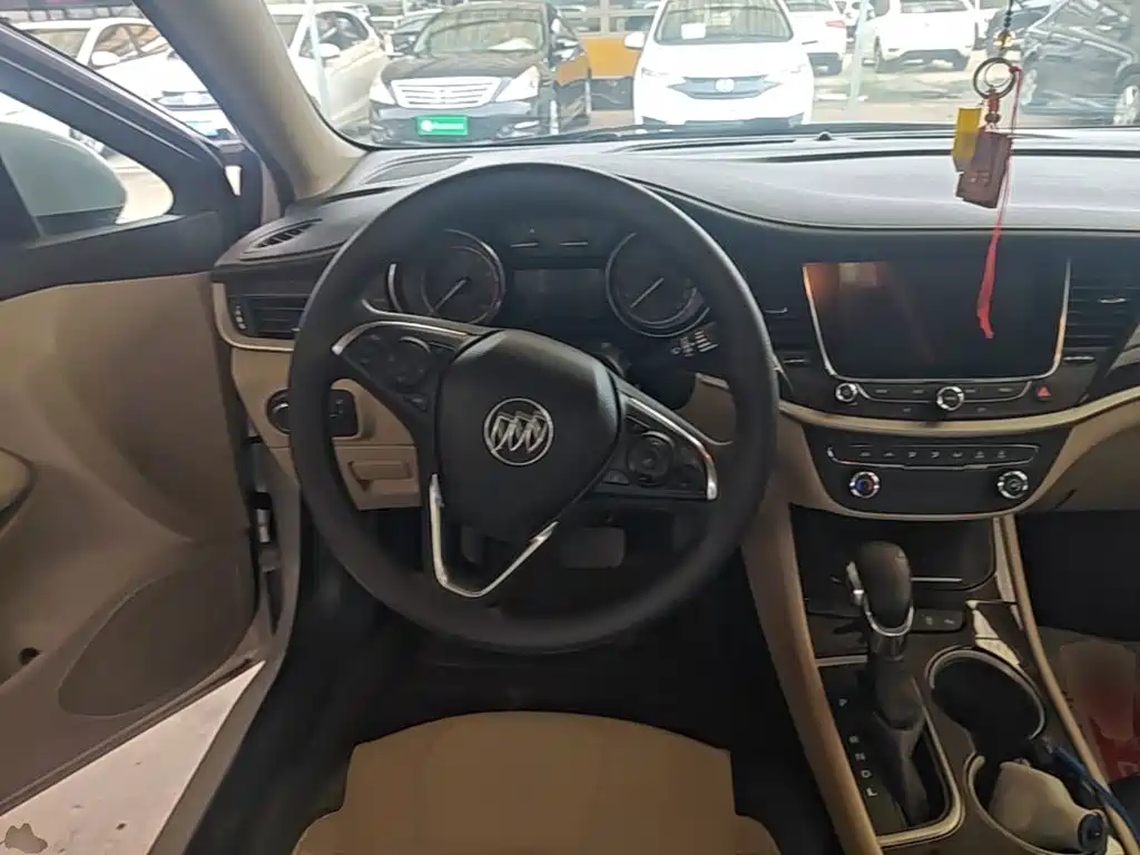 Buick Verano — миниатюра 11