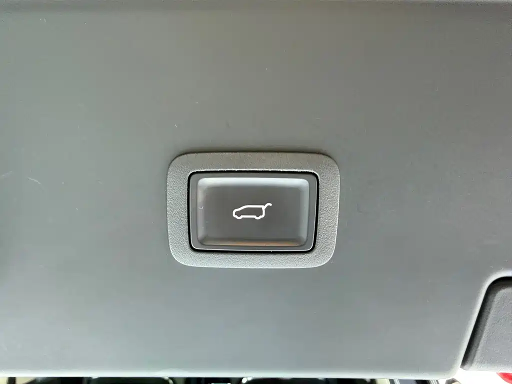 Hongqi Hongqi HQ9 PHEV — миниатюра 30