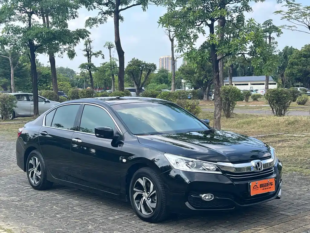 Honda Accord — миниатюра 3