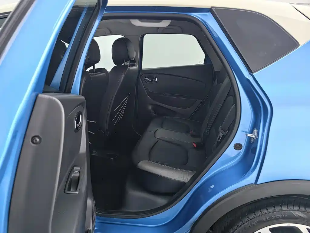 Renault Captur — миниатюра 15