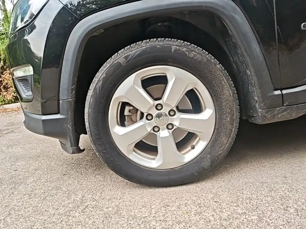 Jeep Compass — миниатюра 23