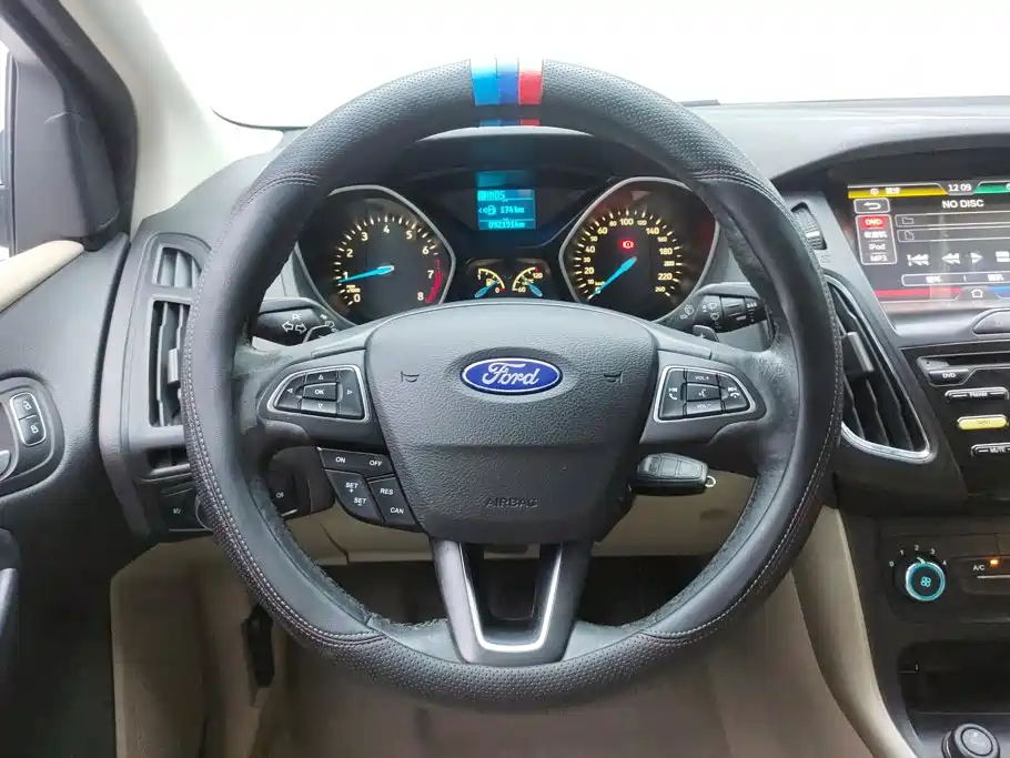 Ford Focus — миниатюра 15