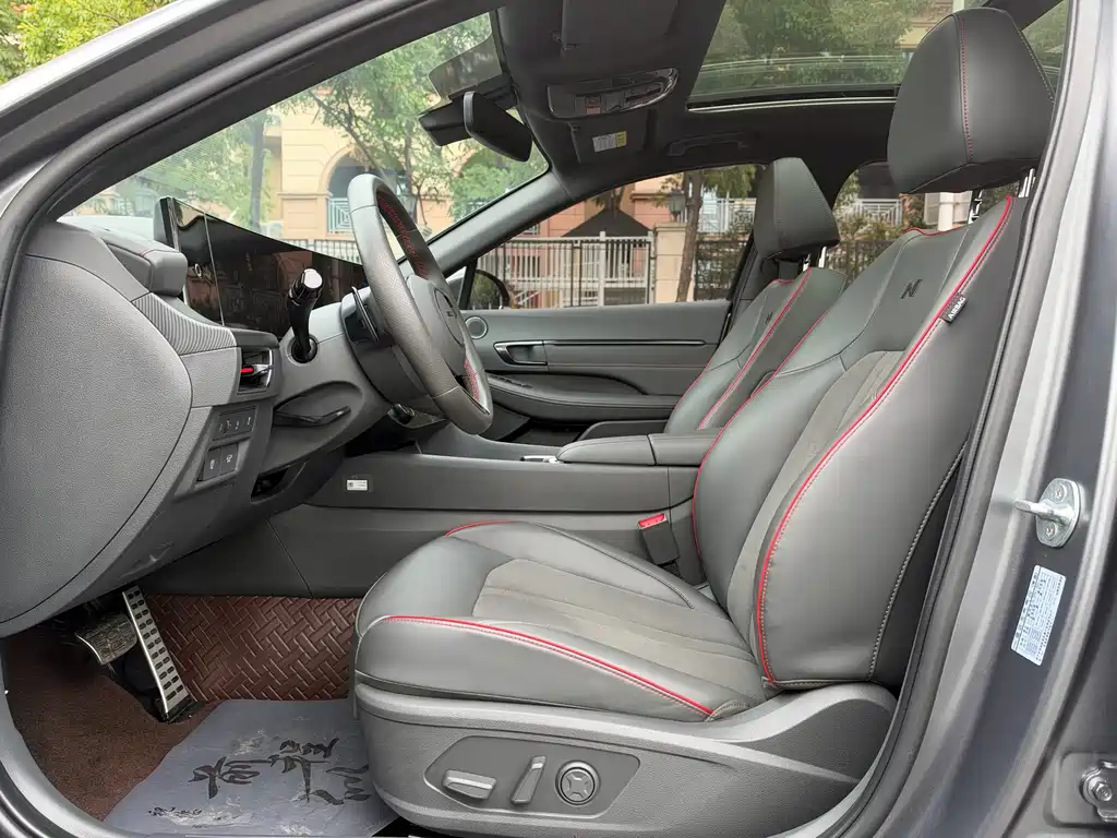 Hyundai Sonata — миниатюра 11