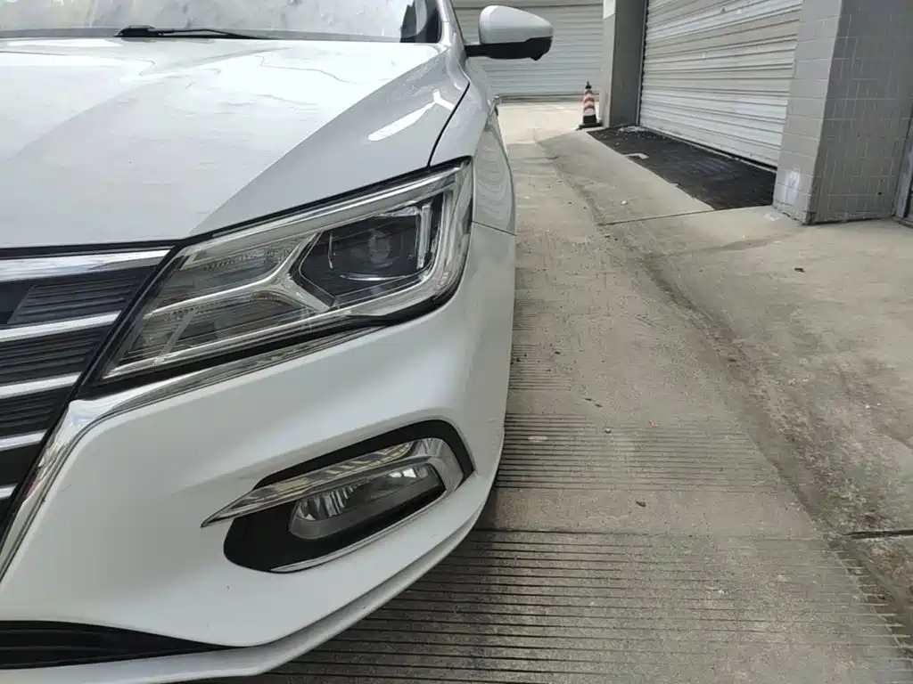 Roewe i5 — миниатюра 24