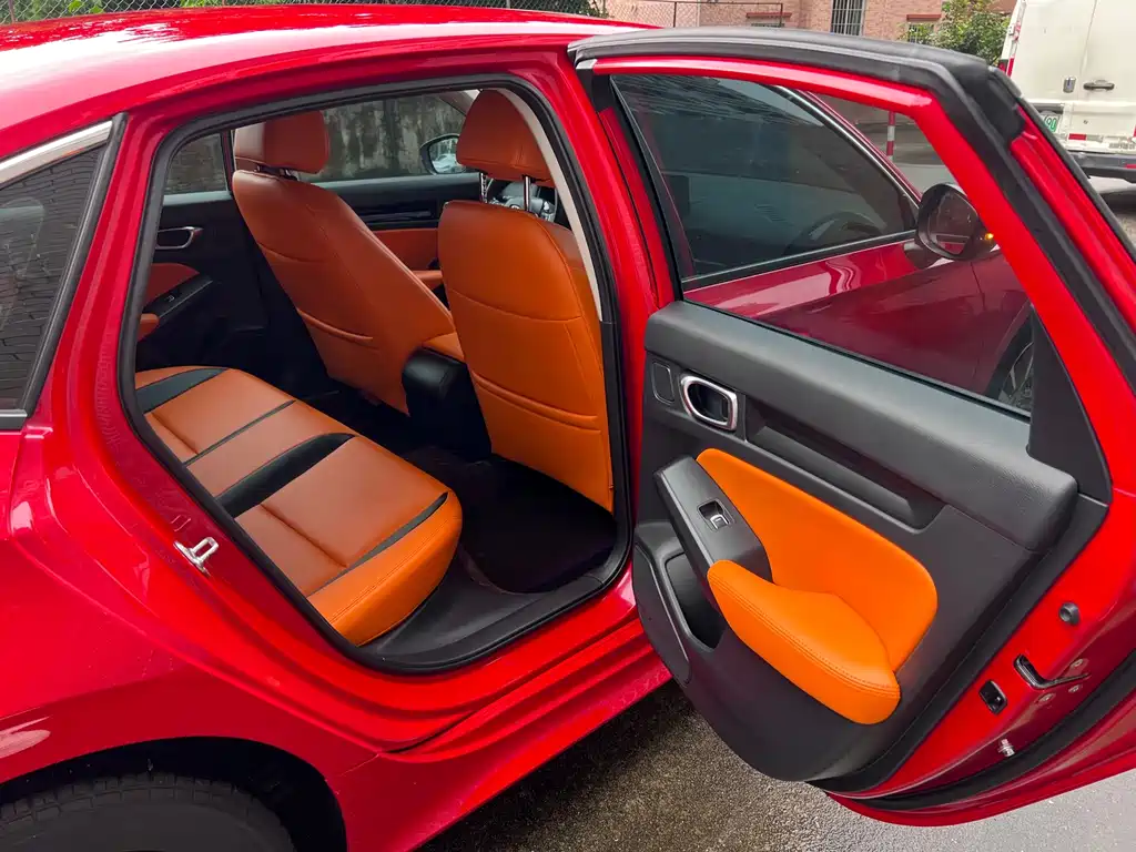 Honda Civic — миниатюра 10
