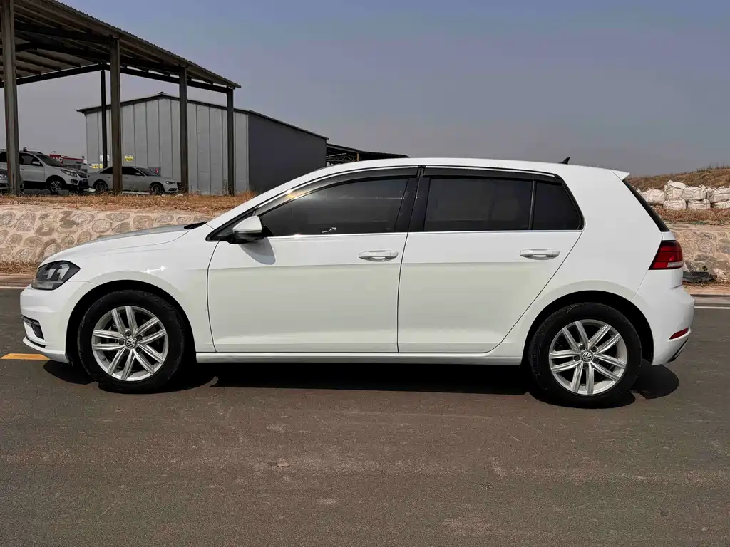 Volkswagen Golf — миниатюра 2