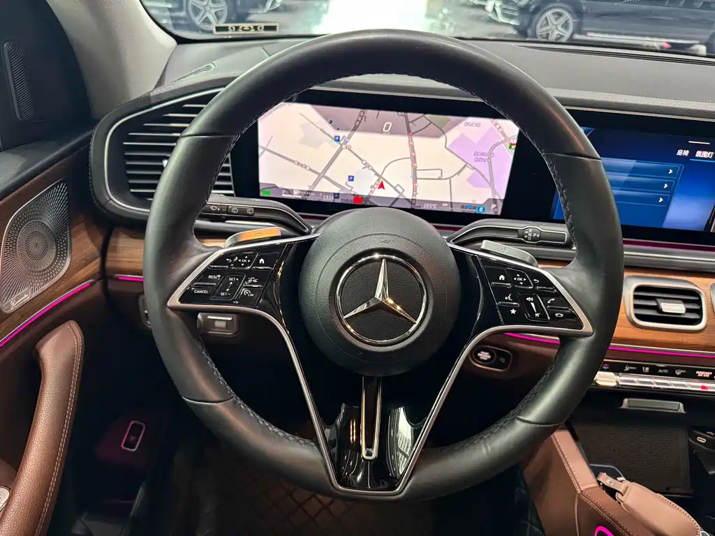 Mercedes-Benz GLE (Import) — миниатюра 11