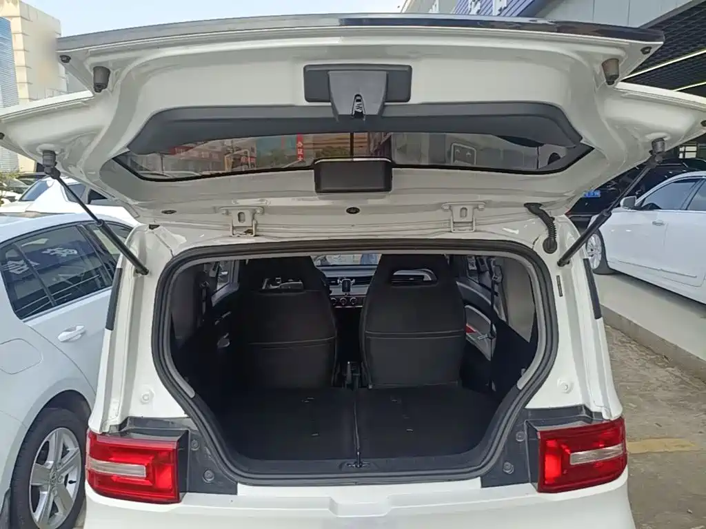 Wuling MINIEV — миниатюра 19
