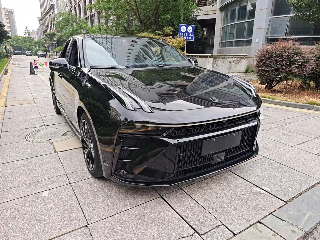 Lynk & Co 03 — миниатюра 3