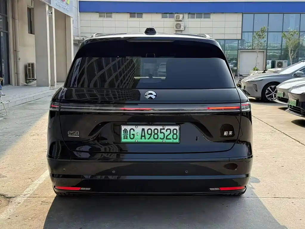 NIO ES8 — миниатюра 15