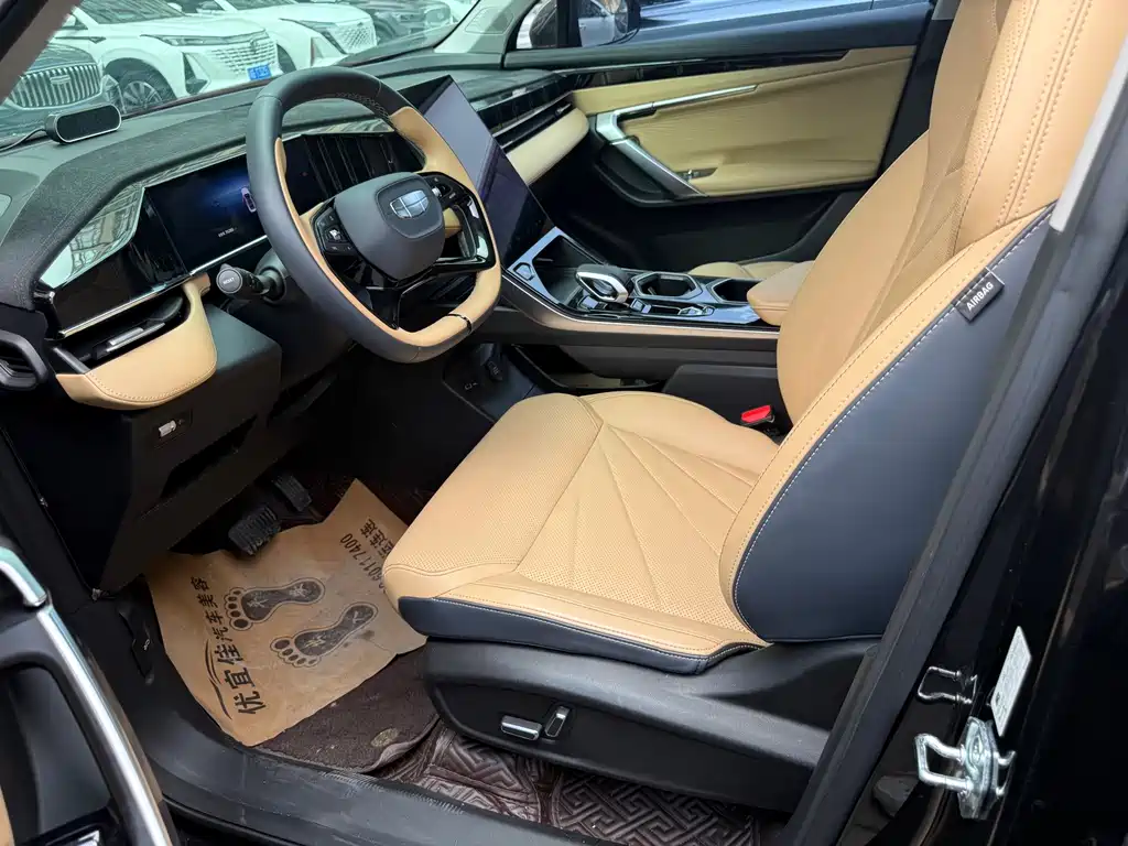 Geely Boyue L — миниатюра 6