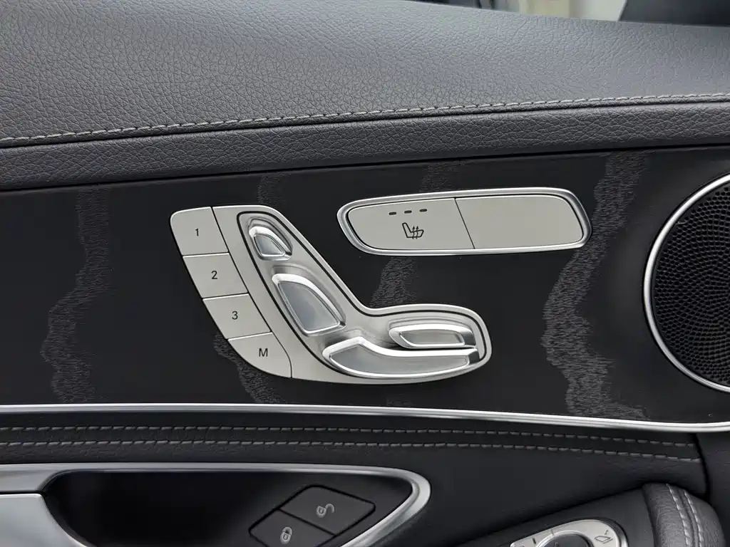 Mercedes-Benz C-Class — миниатюра 40