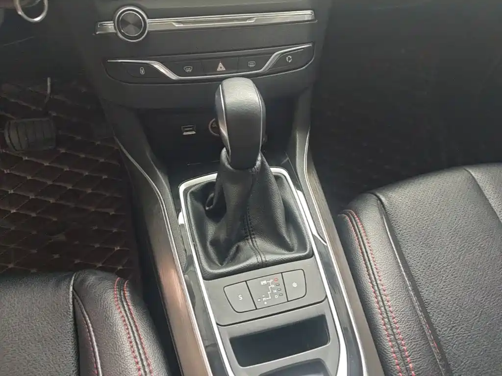 Peugeot 408 — миниатюра 14