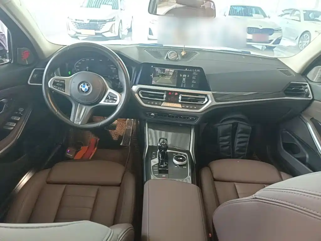BMW 3 Series — миниатюра 10